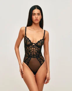 Body string dos nu en mesh et dentelle