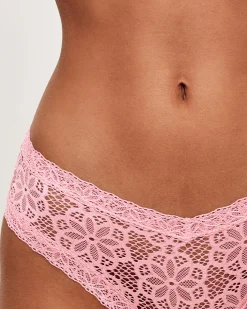 Cheeky en dentelle