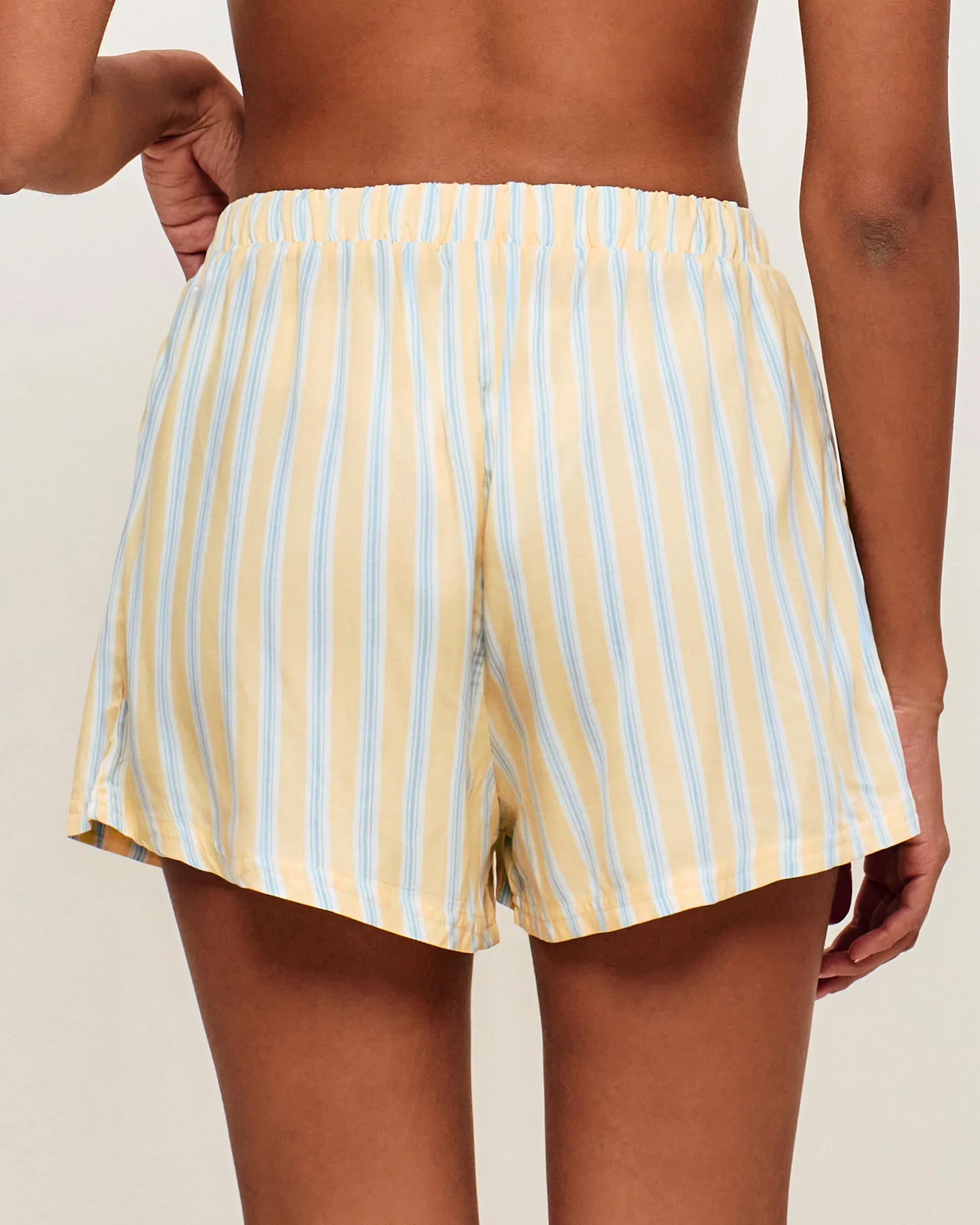 Ensemble chemise et short à rayures