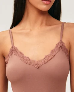 Ensemble en jersey avec dentelle
