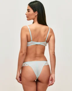 Soutien-gorge ampliforme avec broderies florales