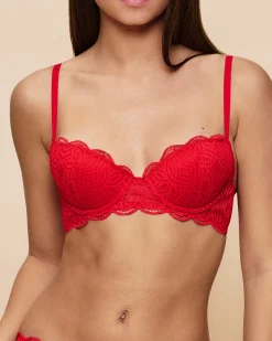 Soutien-gorge ampliforme en dentelle rouge