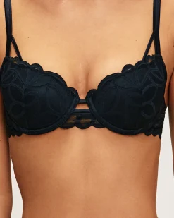 Soutien-gorge ampliforme en mesh avec broderies florales