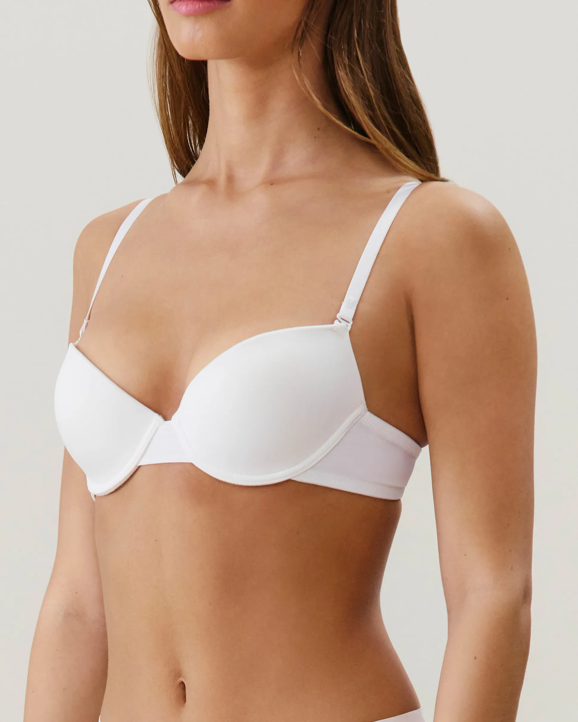 Soutien-gorge ampliforme en microfibre