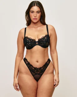 Soutien-gorge corbeille avec broderie