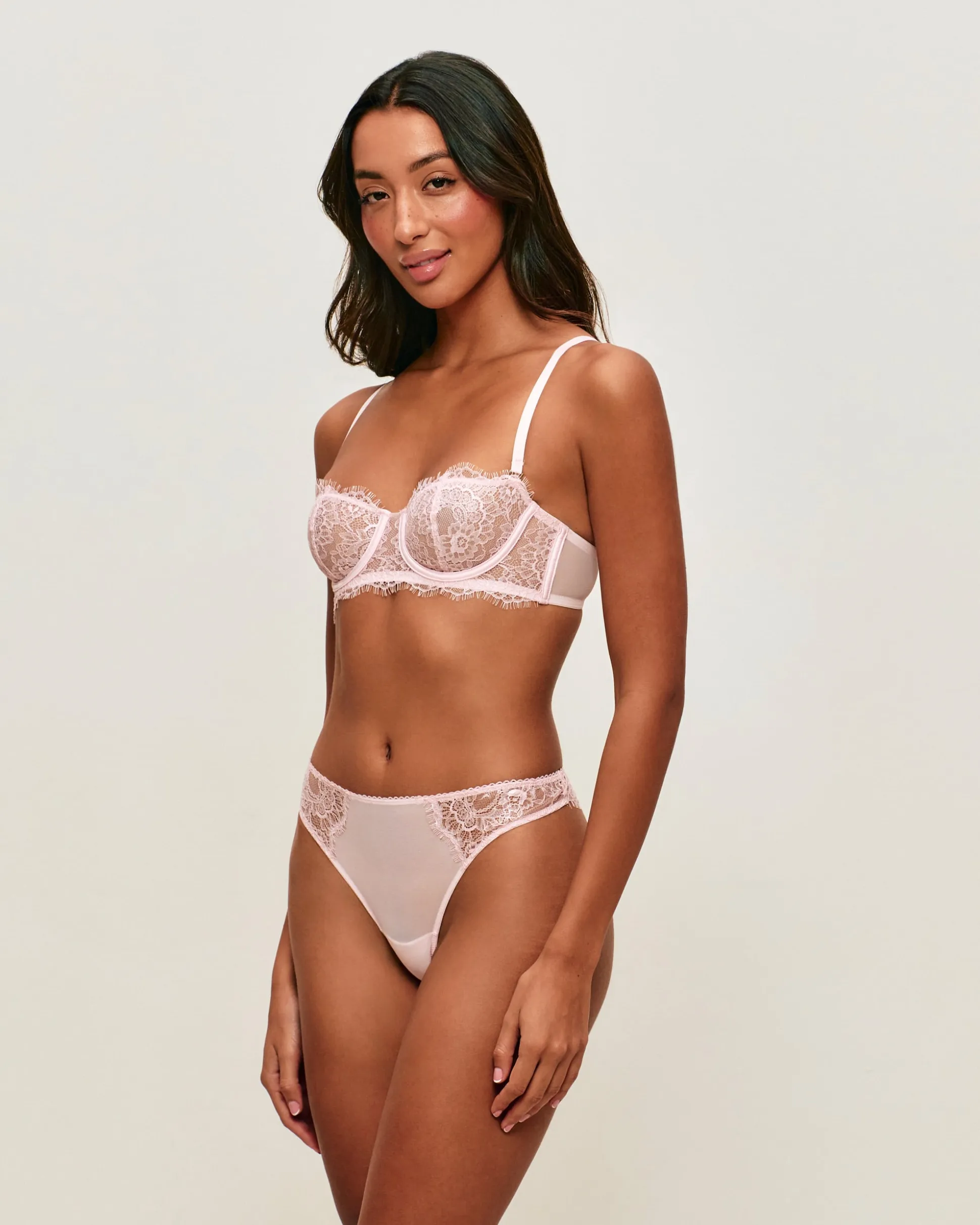 Soutien-gorge corbeille en dentelle