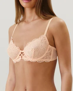 Soutien-gorge corbeille en dentelle écru