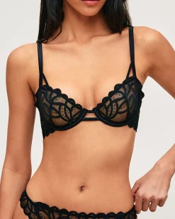 Soutien-gorge corbeille en mesh avec broderies florales