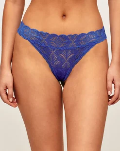 String en dentelle