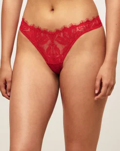String en dentelle